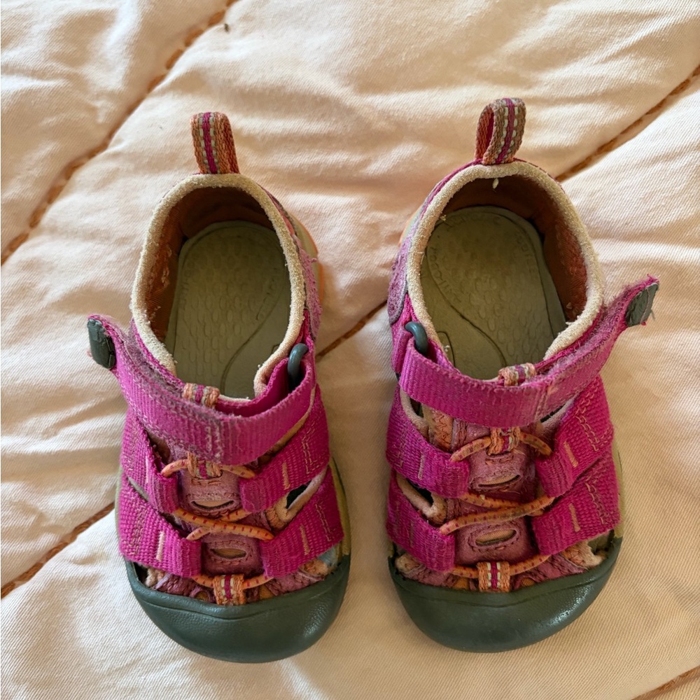 Pink Keen Shoes- toddler 4 - Picture 2 of 5